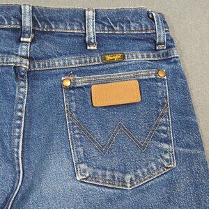 Wrangler Jeans Men's 32x36 Fits 30x36 Blue 937STR Slim Fit